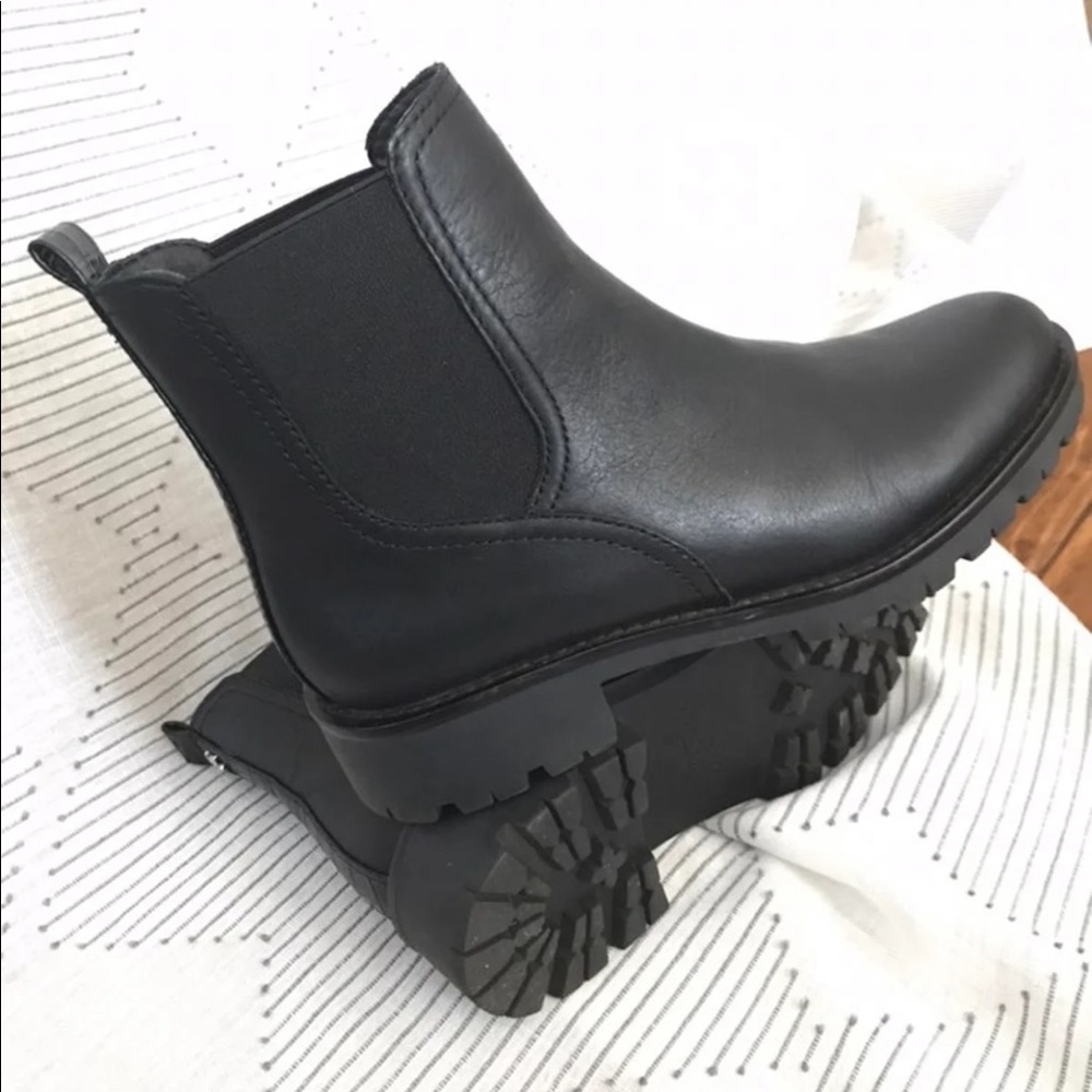 Sam Edelman Jaclyn Chelsea Boots